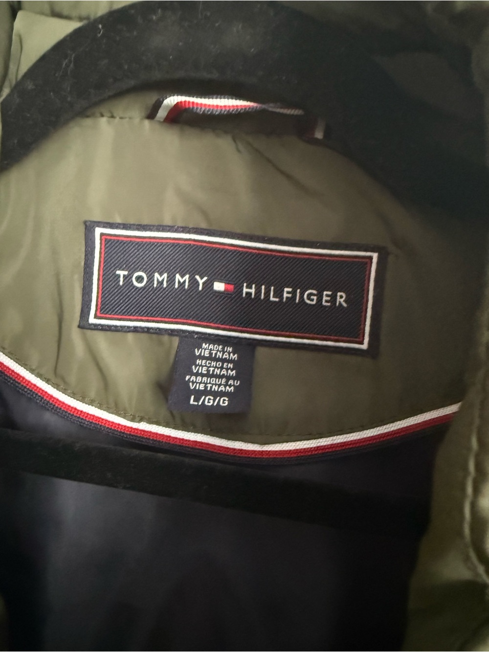 Tommy Hilfiger Olive Green Quilted Puffer Vest - Picture 3 of 3